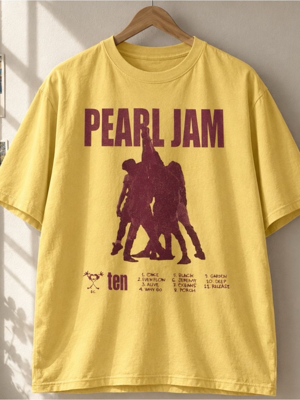 Pearl Daisy Tee with Maroon Pearl Jam Graphic